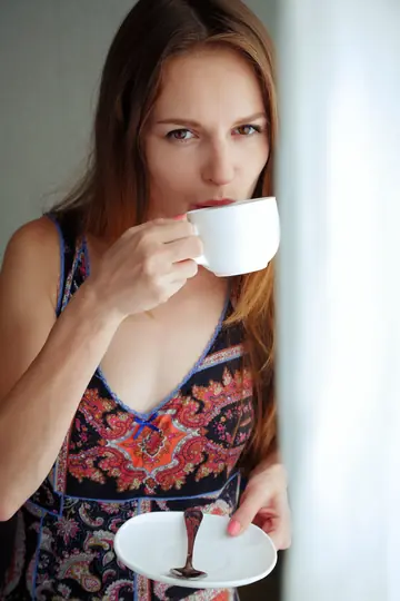 Sofi Shane – Petite Ukrainian Redhead Strips and Spreads Her Hairy Pussy