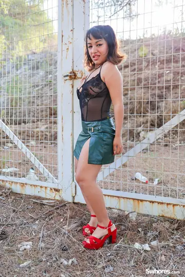 Busty Latina Gives a Blowjob and Rides Anal Outdoors