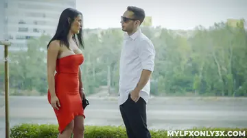 Honey Damon – Busty MILF Gets Pussy Licked, Sucks Cock and Rides Outdoors