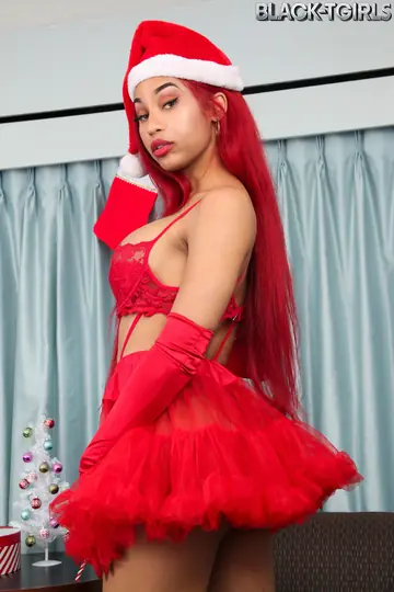 Ebony Trans Woman Stands Nude and Poses Her Figure