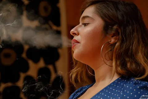Sabrina Reyes: Thick Latina Shows Off Big Natural Tits While Clothed – photo 9 of 12