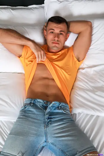 Two Hairy Men Kiss and Fuck Anal in a Hotel