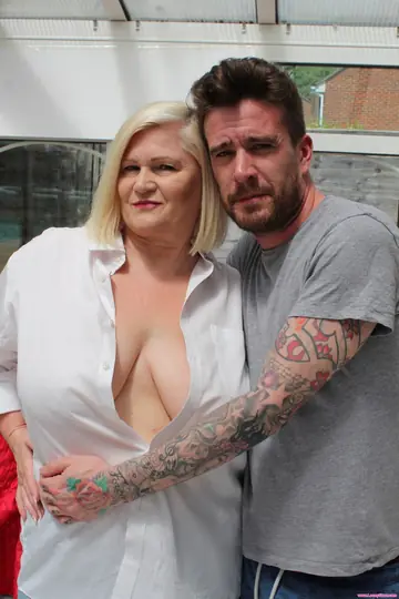 Lacey Starr – British MILF with Big Natural Tits Gets Fucked by Her Partner
