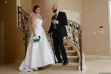 Jenny Lee – Short-Haired Brunette MILF Takes Anal Doggy Style in Her Wedding Dress