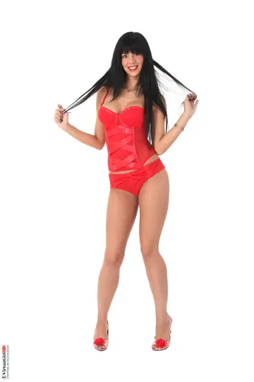 Alyssia Loop – Tall Czech Brunette Strips Out of Her Lingerie and Spreads Her Legs