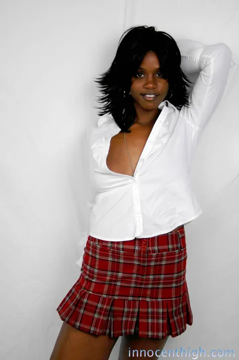 Mocha Jay: Ebony Blonde Sucks Cock and Spreads for Her Partner – photo 6 of 17