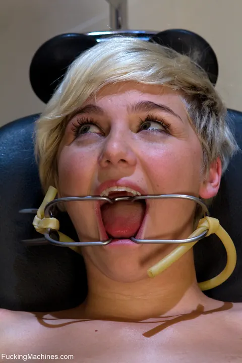 Chloe Camilla: Short-Haired Blonde Bound to Table and Toyed – photo 2 of 21