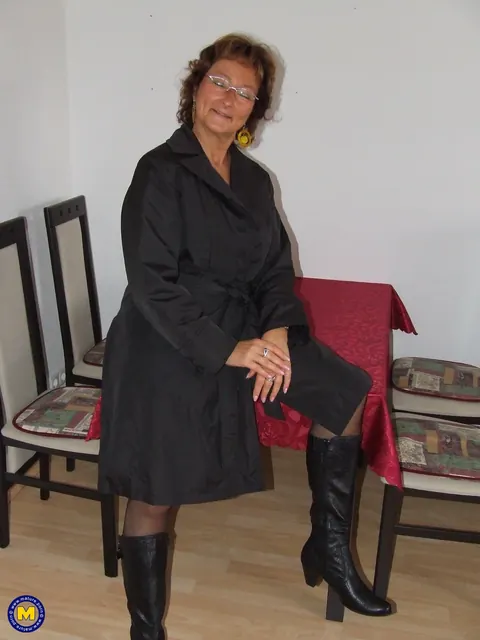BBW in Boots and Glasses Strips and Spreads – photo 1 of 20