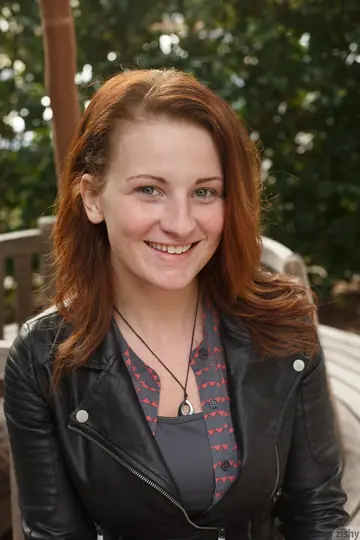 Emmy Sinclair – Pale Redhead with Big Natural Tits Flashes Her Breasts Outdoors