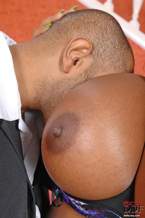 Maserati Xxx: Thick Ebony MILF in Lingerie Has Sex and Takes a Cumshot – photo 5 of 16