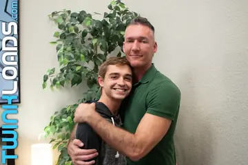 Two Mature Men Kiss and Fuck Nude