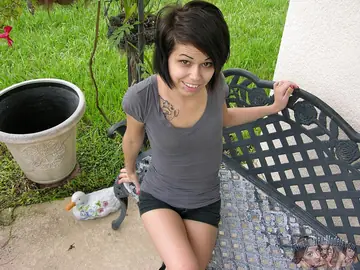 Bailey Paige – Petite Amateur Brunette Spreads Her Shaved Pussy in the Bathroom