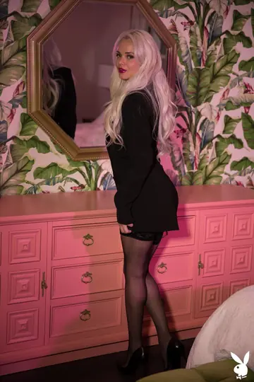 Elsa Jean – Blonde with Small Enhanced Tits Strips Off Her Lingerie and Spreads Her Pussy