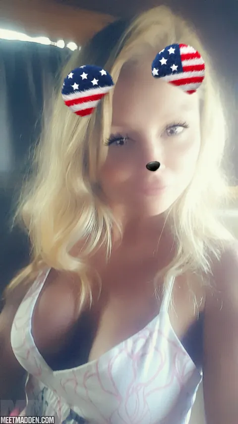 Meet Madden: Blonde MILF with Big Tits Takes a Topless Selfie – photo 15 of 15