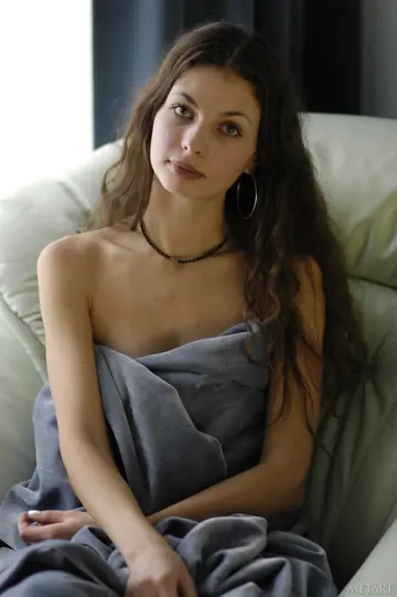 Tamara D – Petite Latina Flaunts Her Hairy Pussy and Natural Tits