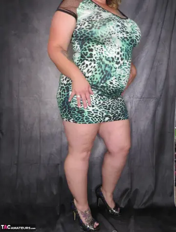 Busty Kris Ann – Blonde MILF with Big Tits Strips Out of Her Dress and Thong