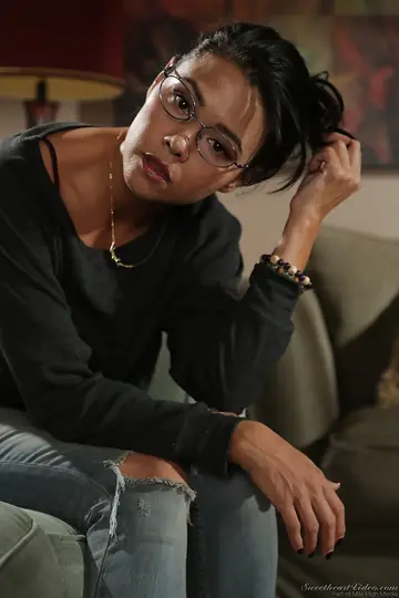 Dana Vespoli – Busty Asian MILF in Jeans and Glasses Spreads Her Hairy Pussy
