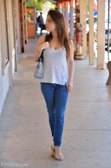 Petite Woman Flashes Her Ass and Spreads Her Pussy in Public
