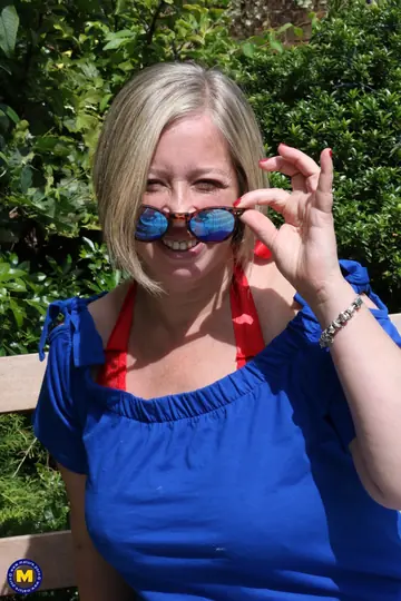 Busty Blonde BBW with Short Hair Spreads Outdoors