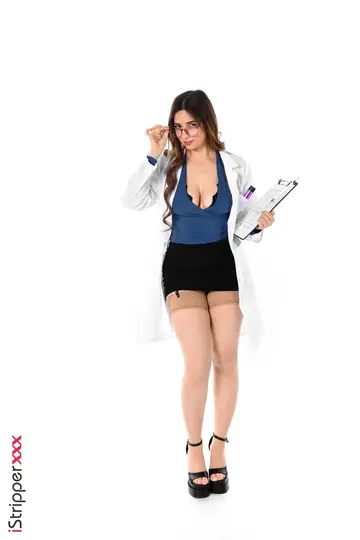 Elle Mira – Tall Brunette Strips Off Lab Coat and Fucks a Dildo in Stockings