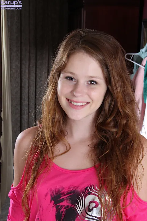 Alice Rae: Redhead Spreads Her Shaved Pussy Lips – photo 1 of 15