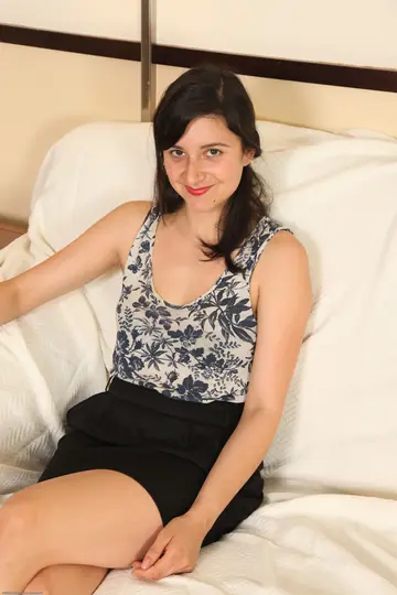 Petite Brunette Spreads Her Hairy Pussy Wide