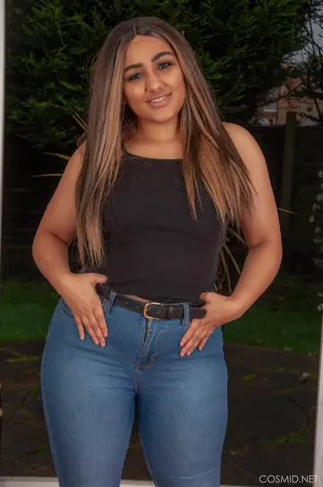 Curvy Woman Undoes Jeans to Show Thong and Socks
