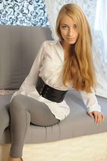 Elyza A – Redhead in Lingerie, Skirt and Heels Spreads Her Pussy