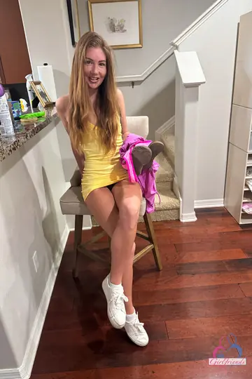 Redhead Walks the Beach Before Baring Her Shaved Pussy Publicly