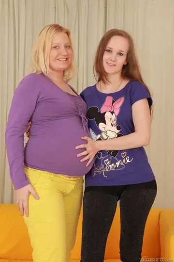 Jessica Hard – Thick Pregnant Blonde Gets Hairy Pussy Licked and Toyed