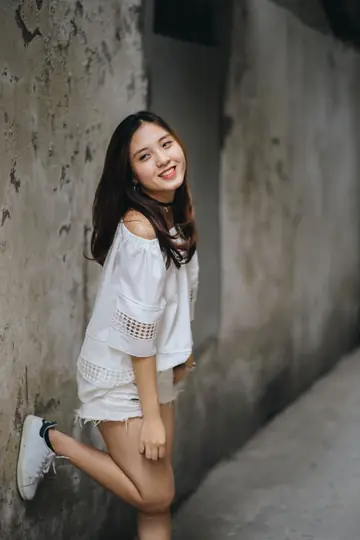 Asian Lesbians Kiss and Have Sex Outdoors in Skirts and Shorts