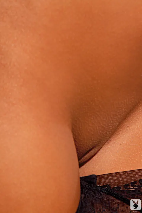 Rebecca Carter: Brunette Strips Outdoors and Flaunts Her Enhanced Tits – photo 8 of 16
