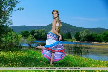 Libby White – Thick Blonde MILF Spreads Her Pussy Outdoors by Still Waters