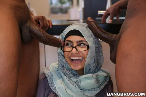 Mia Khalifa: Petite Brunette in Glasses Handles Two Big Black Cocks in a Threesome – photo 2 of 21