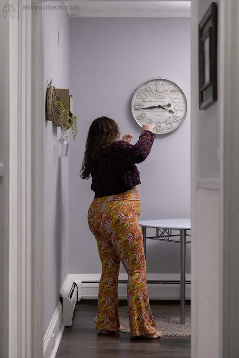 Thick Brunette Flaunts Her Big Ass in Panties – photo 21 of 21
