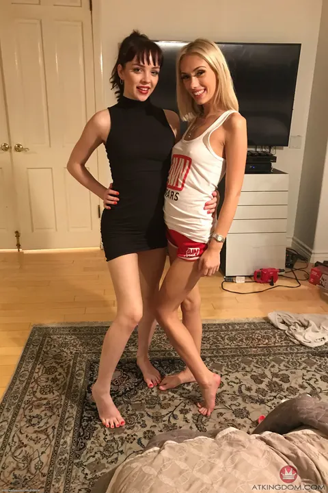 Aliya Brynn: Petite Canadian Lesbians Lick Pussy and Suck Toes – photo 1 of 21