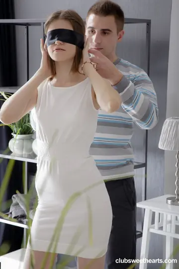 Anna Taylor – Skinny Brunette Takes Anal in a Blindfolded Threesome