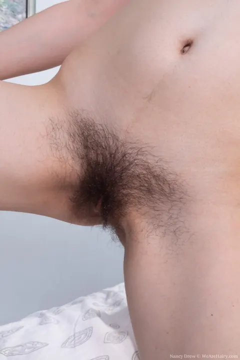 Nancy Drew: Brunette Bares Her Hairy Armpits and Bush – photo 9 of 20