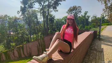 Isabella De Laa – Slim Redhead in Shorts Sucks and Rides in the Bedroom