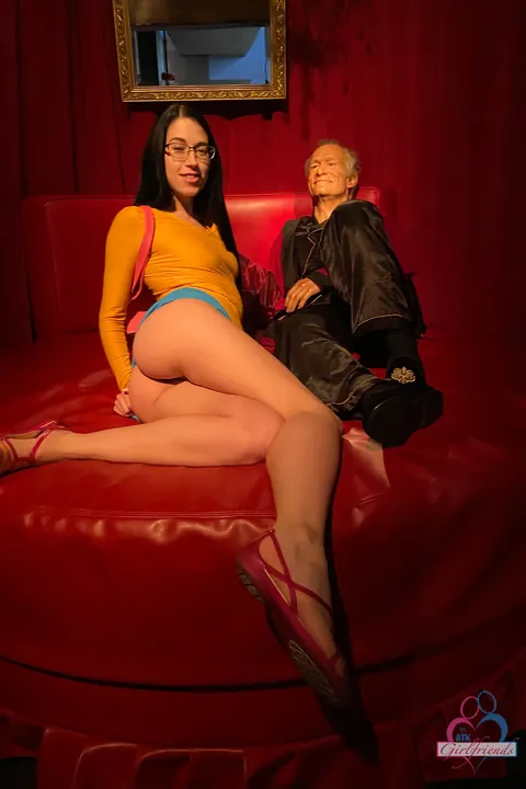 Alex Coal: Thick Brunette in Glasses Spreads Her Legs – photo 16 of 21