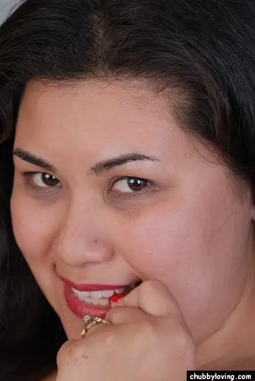 Tyung – Curvy Asian MILF Strips Nude in the Kitchen