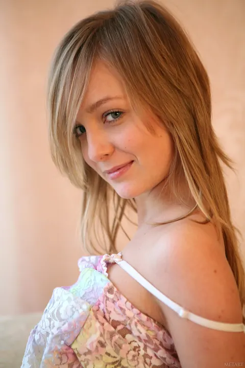 Petite Slim Babe Undresses and Shows Her Ass – photo 11 of 21