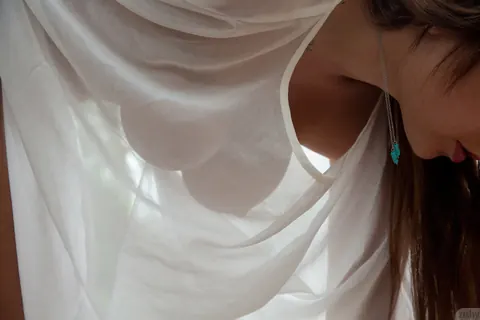 Marina Visconti: Russian Babe Flashes Her Big Tits and Spreads Outdoors – photo 4 of 11