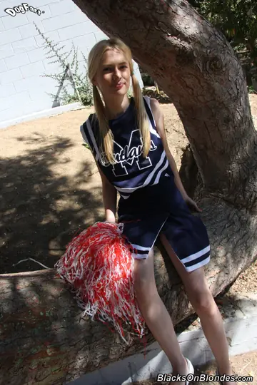 Kennedy Kressler – Skinny Blonde in Pigtails Sucks and Rides BBC