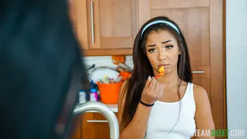 Sandy Love – Tall Latina MILF and Ebony Babe Share a Double Blowjob