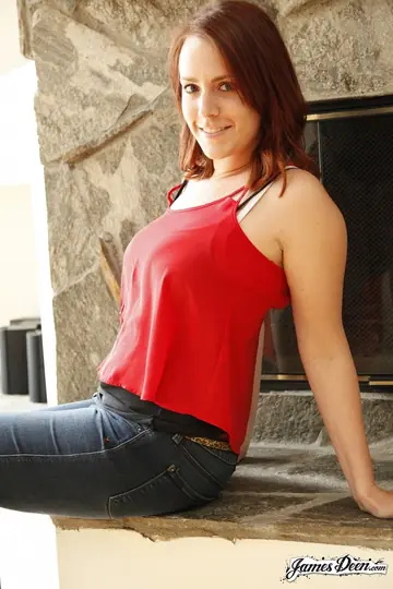 Alisha Adams – BBW Redhead Strips Out of Her Jeans and Rubs Her Slit