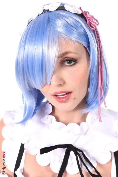 Sia Siberia: Short-Haired Blonde in Cosplay Uniform Fingers and Uses a Dildo – photo 3 of 15