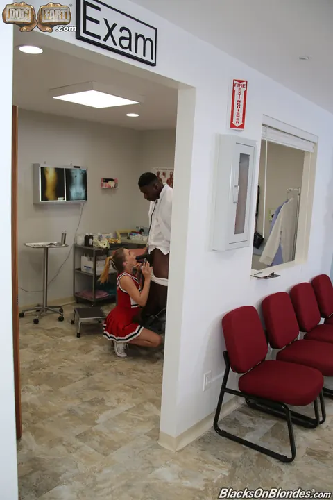 Sydney Cole: Petite Blonde Takes BBC and Swallows Before a Facial – photo 7 of 21