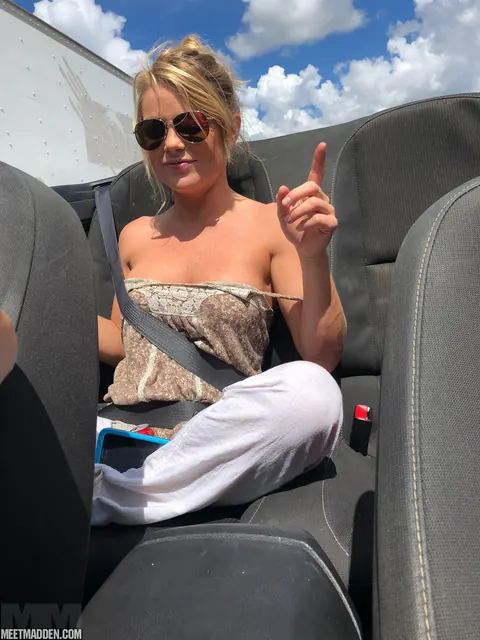 Meet Madden: Slim Blonde MILF with Big Tits Takes Bikini Selfies on the Beach – photo 2 of 15