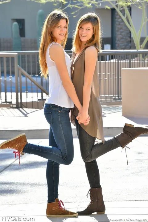 Noma Hill & Gia Hill: Tall Hairy Lesbians Strip Out of Their Jeans Outdoors – photo 2 of 15